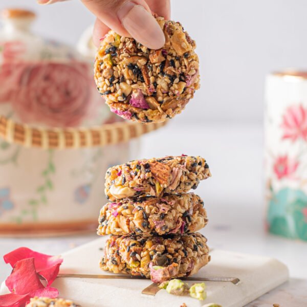 Bites of Bliss Almond Pistachio Brittles